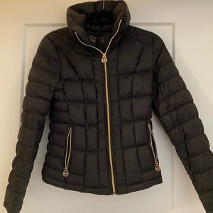 Micheal Kors Puffer Jacket!!